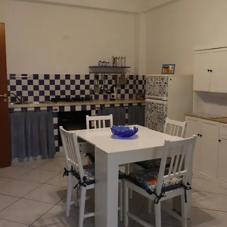 La Vuci Apartment *